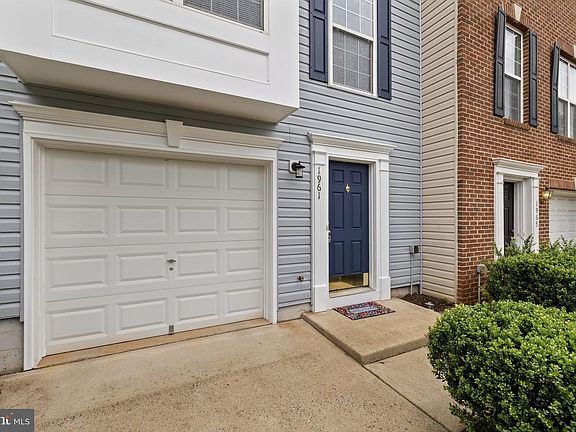 4th image of 1961 Crepe Myrtle Ln
