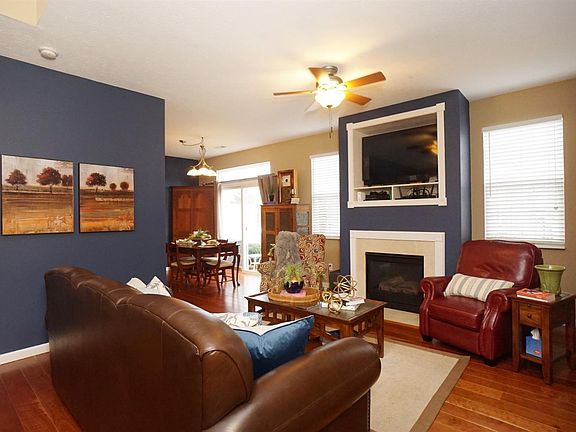 4th image of 3583 Thorngate Dr
