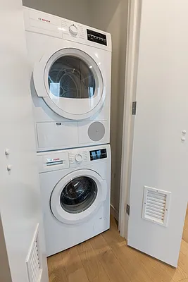 Rented by Stonehenge NYC LLC | media 9