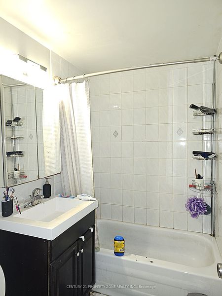 Brampton House for rent - 3 Bedrooms — photo 13