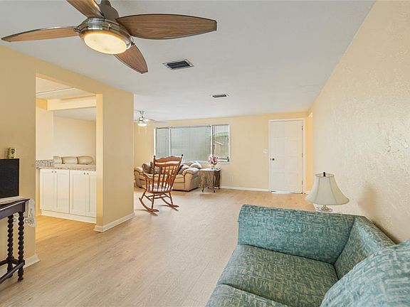 3rd image of 3228 Rock Valley Dr