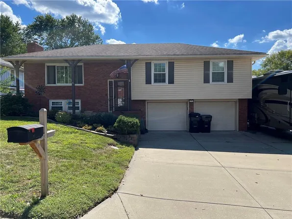 16605 E 29th Ter S, Independence, MO 64055