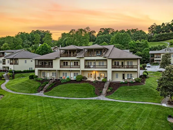 1726 Watercrest Way Unit B, Young Harris, GA 30582