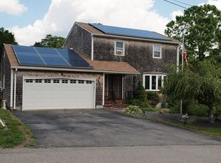 360 Velozo Ave, Somerset, MA 02725