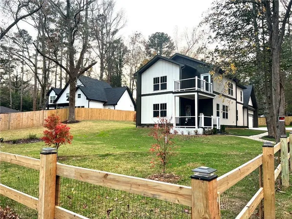 2257 Barge Rd SW, Atlanta, GA 30331
