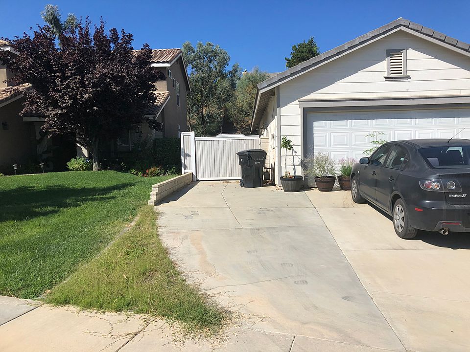 2nd image of 27507 Fallbrook Ct