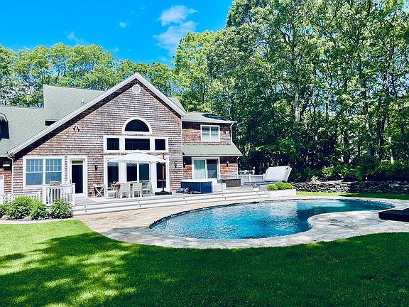 4th image of 28 Turtle Pond Rd