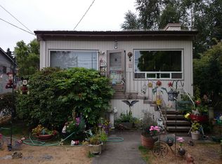 5717 SW Lander St, Seattle, WA 98116