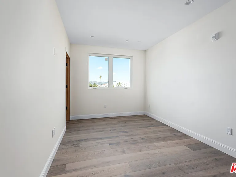 1429 S Bedford St #301 — Photo 11
