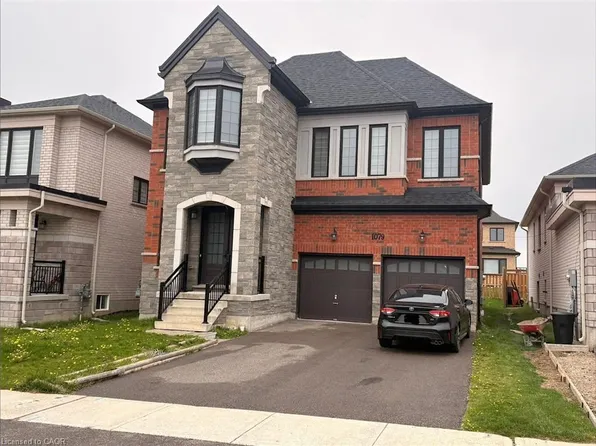 1079 Edinburgh Dr, Woodstock, ON N4T 0L4