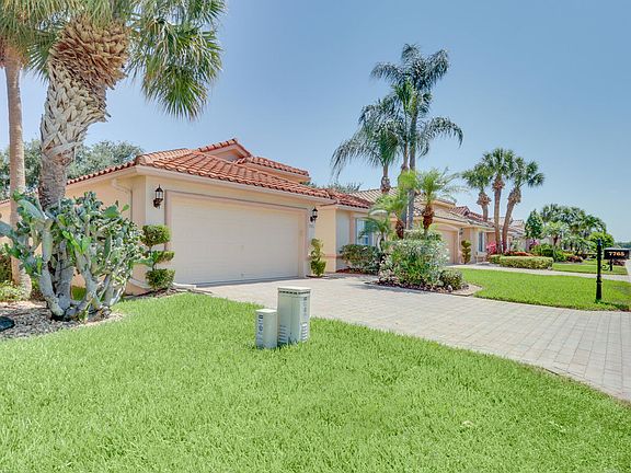 3rd image of 7765 Trapani Ln