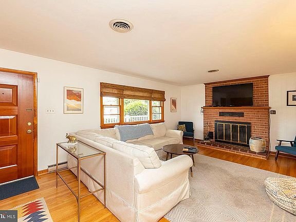 4th image of 152 Wilkins Dr