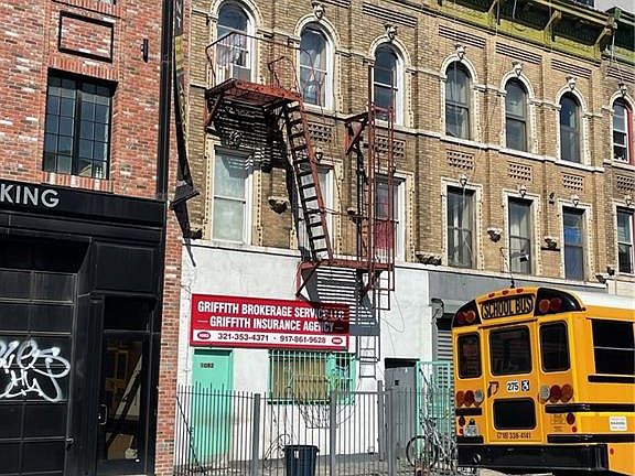 3rd image of 1082 Rogers Ave