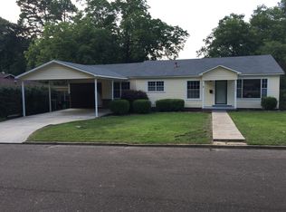1320 Harold Ellen Dr, El Dorado, AR 71730