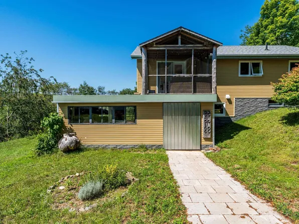 421 Chute Rd, Bear River, NS B0S 1B0