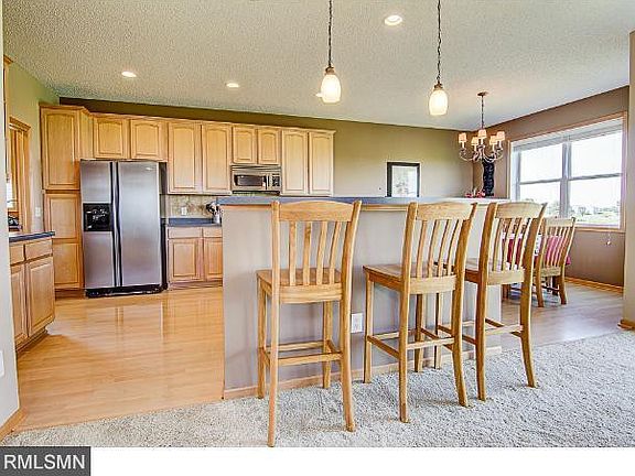 3rd image of 4669 Empress Way N