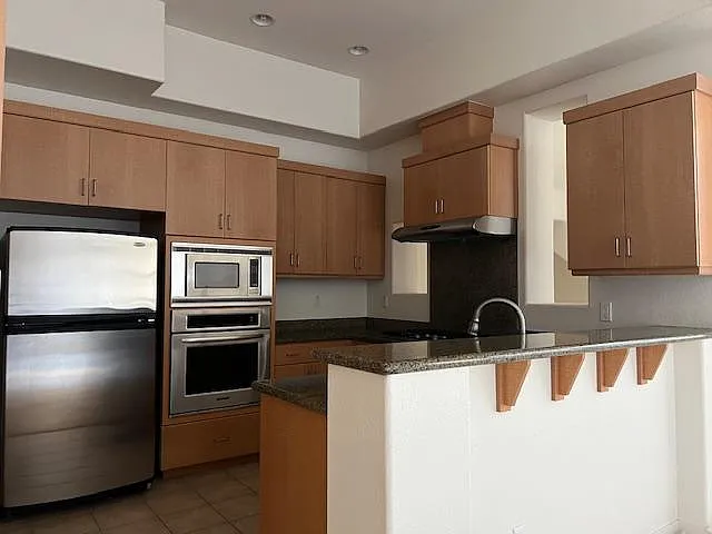 Main Floor - Kitchen