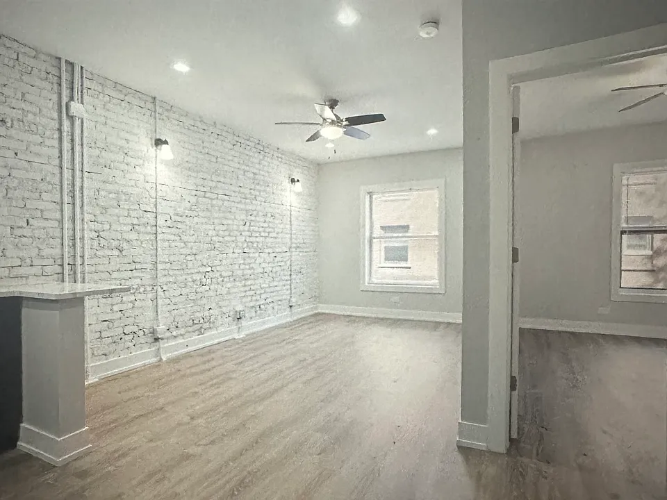 1706 W Juneway Ter #2J
