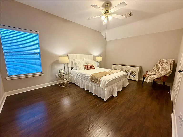 24527 Bay Hill Blvd — Photo 27