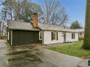 89 Adams Dr, Newport News, VA 23601