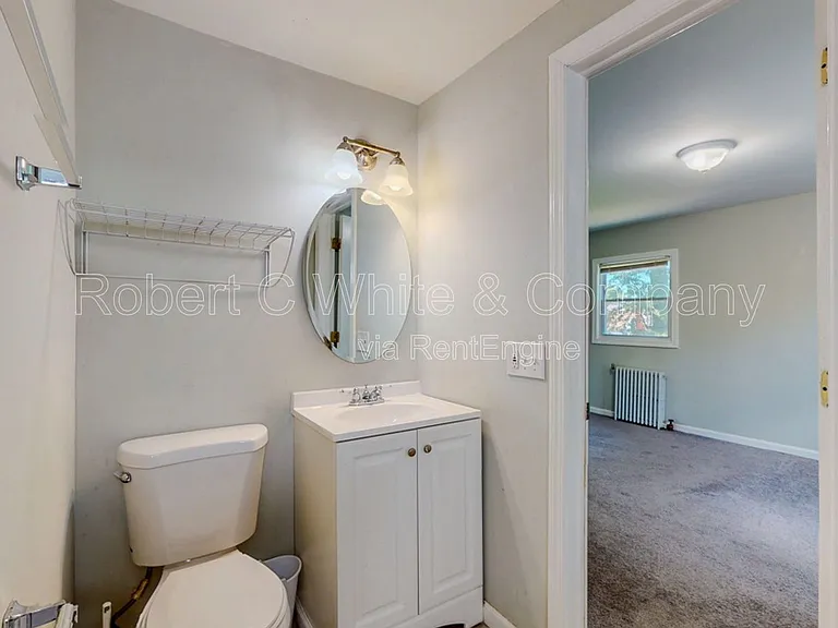 677 Garfield Ave — Photo 7