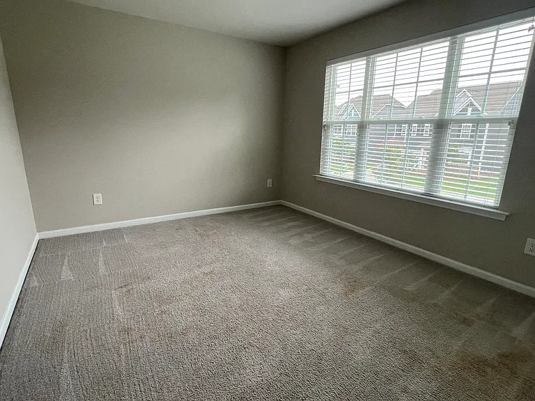 601 Deep River Way — Photo 15