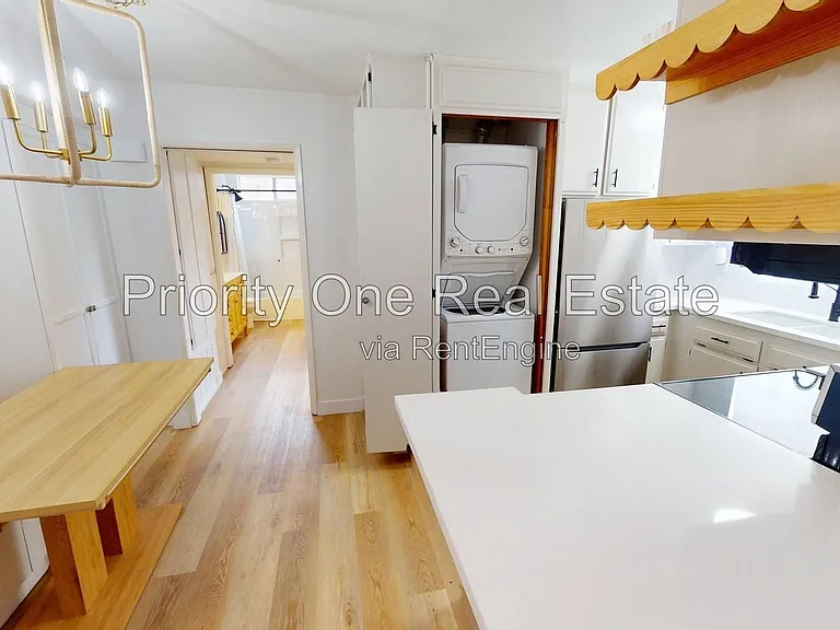 4420 Cleveland Ave #4 — Photo 14