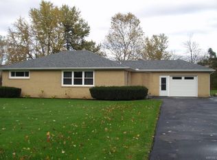 59 Winspear Rd, Elma, NY 14059