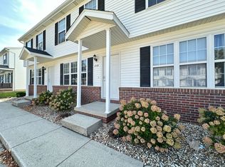 219 Crossing Dr, Normal, IL 61761