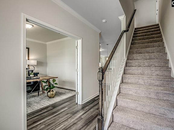 3rd image of 1149 Crescent Cor