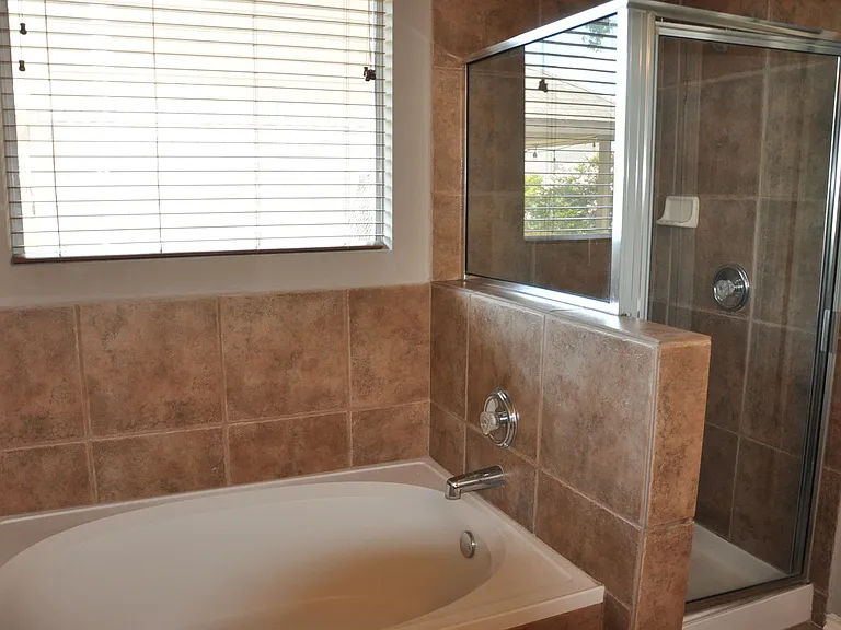 507 Las Colinas Dr — Photo 18