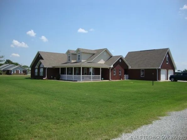18902 S Prairie Bell Rd, Morris, OK 74445