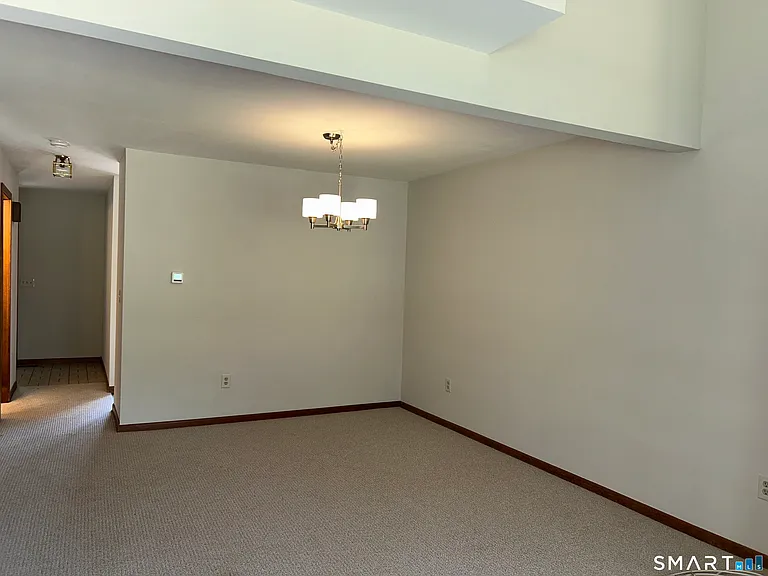 17 Eagle Rock Cir #17 — Photo 9