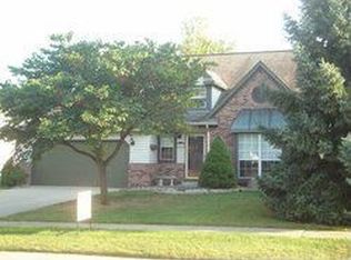 3025 Fry Rd, Greenwood, IN 46142