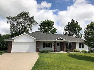 4475 Brickyard Ln, La Crosse, WI 54601