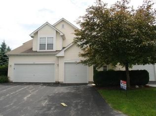 410 Buckingham Ct, Oswego, IL 60543