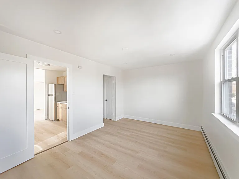 Fairfield Apartments — Photo 29