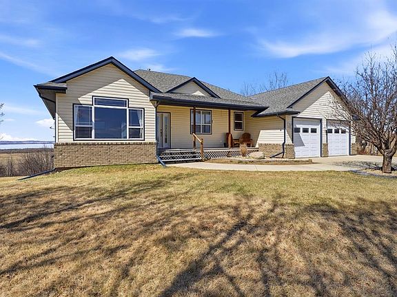 3rd image of 415014 E Range Rd #282
