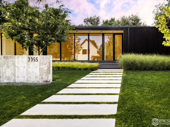 3355 Vista Dr, Boulder, CO 80304