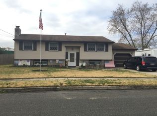 204 Princeton Pl, Williamstown, NJ 08094