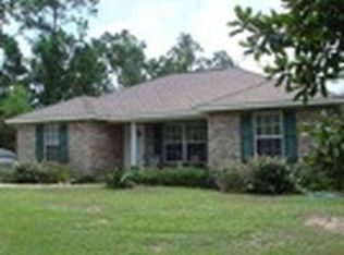1001 Dicks St, Waveland, MS 39576