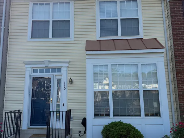 115 Hillside Ct, Stafford, VA 22554