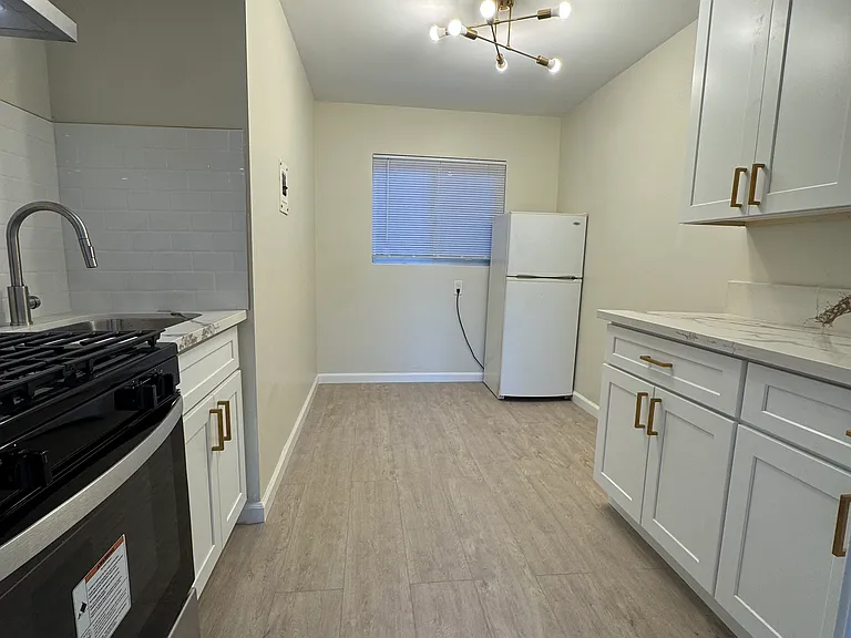 3635 Stephen M White Dr — Photo 3