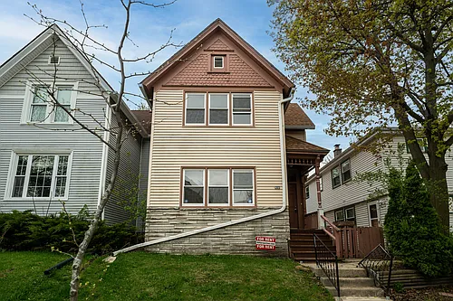 305 E Clarence St Photo 1