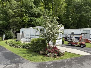 4229 E Pkwy #324-LOT 324, Gatlinburg, TN 37738