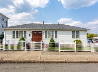 244 Brayton Ave, Fall River, MA 02721