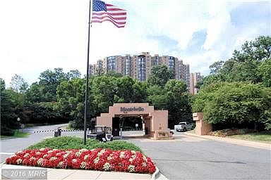Montebello Entrance