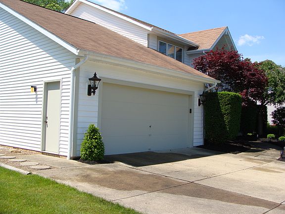 3rd image of 5128 Abigail Dr