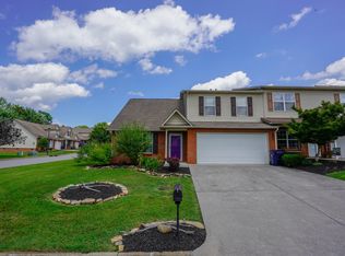 2255 Cartmill Dr, Powell, TN 37849