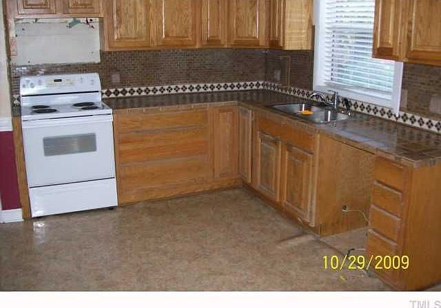 2nd image of 114 Bashford Rd